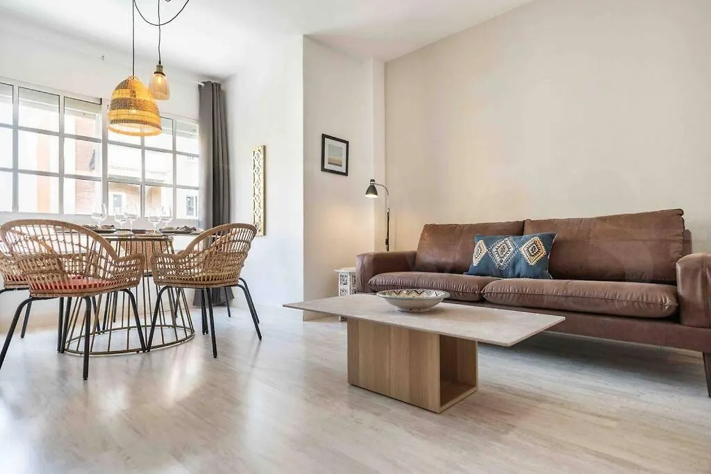 Spacious & Authentic Apartment By Rems Malaga Spain